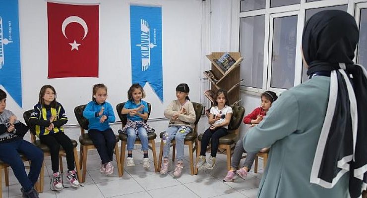 Kocaeli Büyükşehir’den işaret dili atölyesi