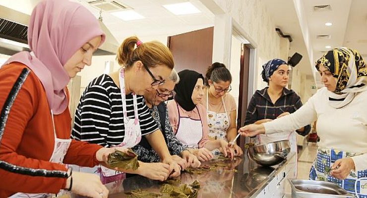 Küçükçekmeceli Kadınlar “Eşitlik Merkezi”nde Üretiyor