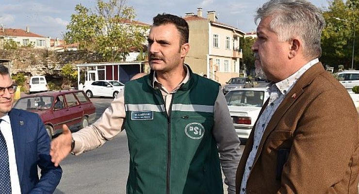 Tarihi köprü ve dere yatağıyla ilgili önemli görüşme