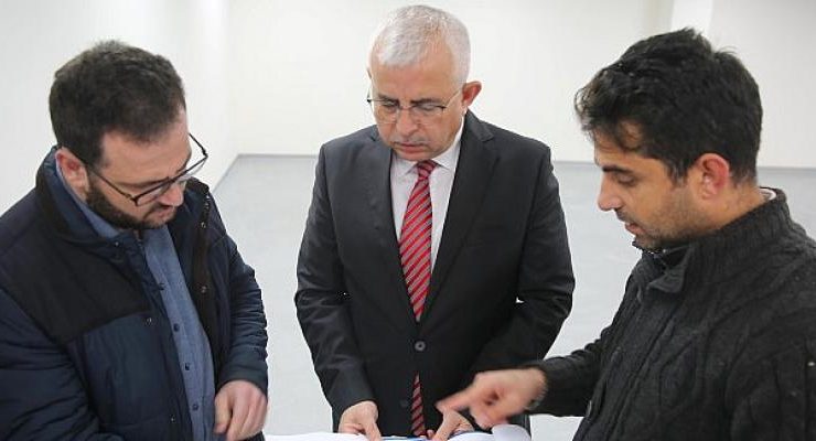 Gündoğdu, Alikahya Gençlik Merkezi’ni inceledi