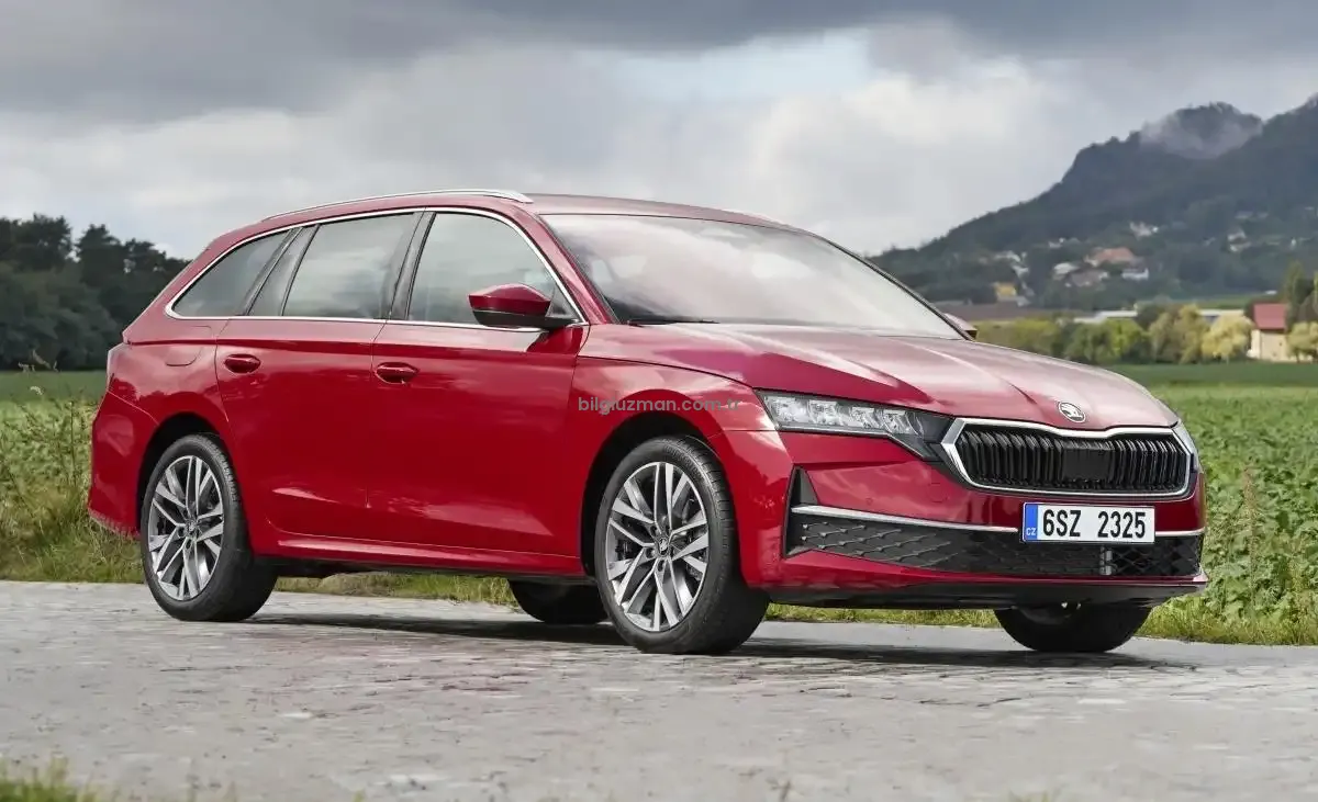 Yeni Skoda Octavia Tam Hibrit Özellikleriyle Tanıtıldı